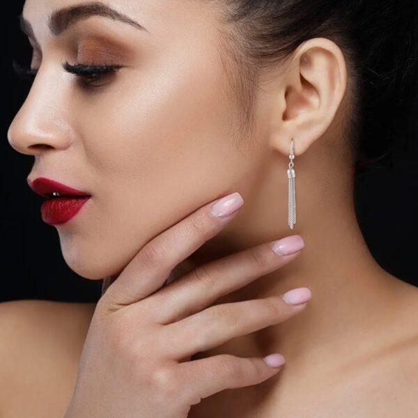Modern Chain Lightweight Earrings - Image 2